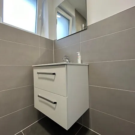 Moderne Service / ركلنغهاوزن